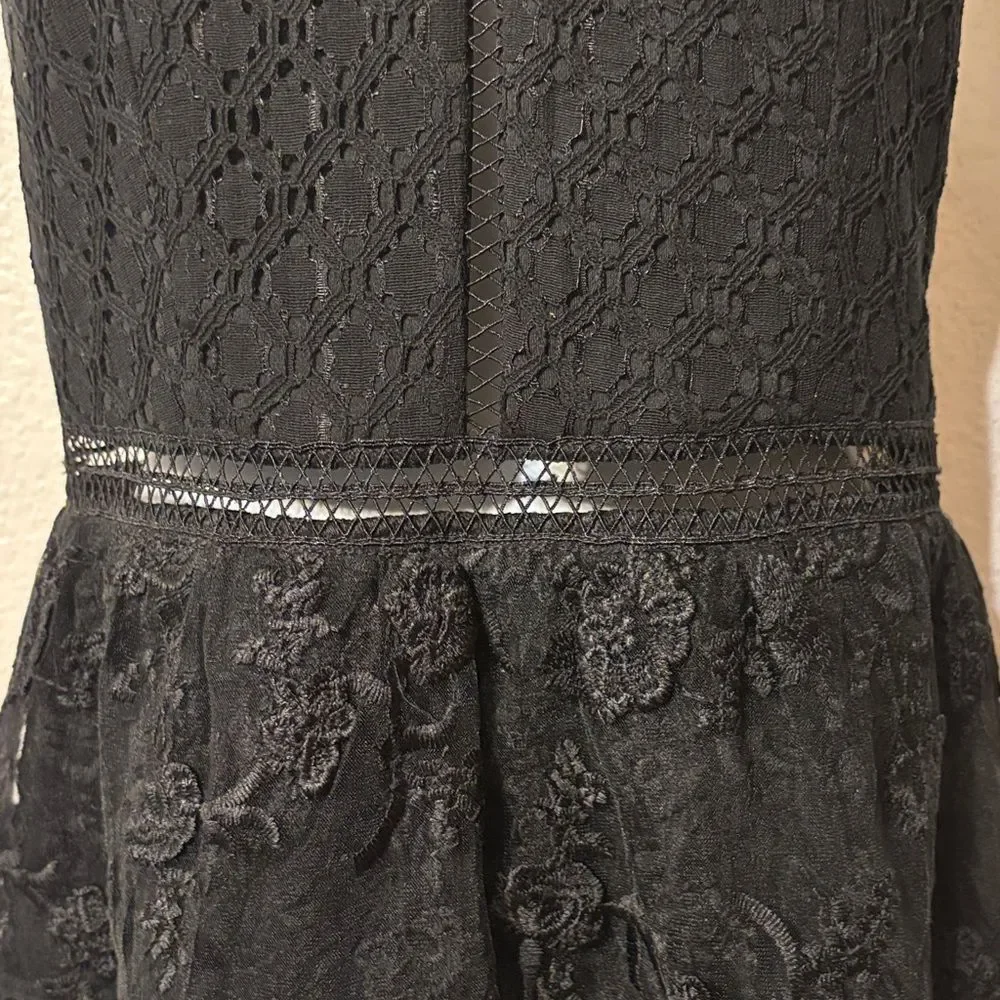 Heartloom black eyelet